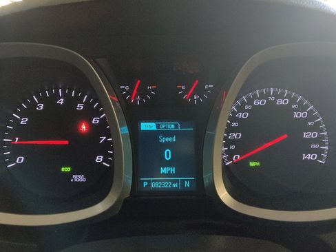 Used 2017 Chevrolet Equinox LS FWD image 23