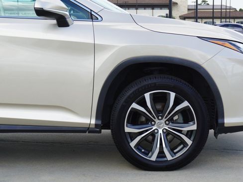Used 2016 Lexus RX 350 FWD w/ Premium Package image 9