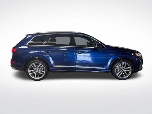 Used 2021 Audi Q7 AWD/4WD image 6