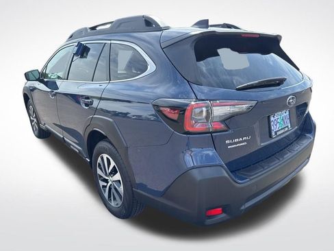 Used 2023 Subaru Outback Premium w/ Popular Package #1 AWD/4WD image 5