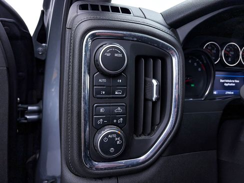 Used 2020 Chevrolet Silverado 1500 RST w/ Texas Edition AWD/4WD image 5