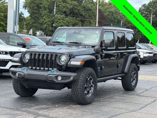 Used 2022 Jeep Wrangler Unlimited Rubicon 4xe w/ Cold Weather Group AWD/4WD image 31