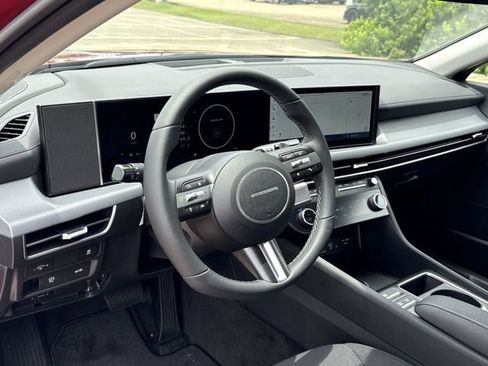 New 2025 Hyundai Sonata SEL image 11
