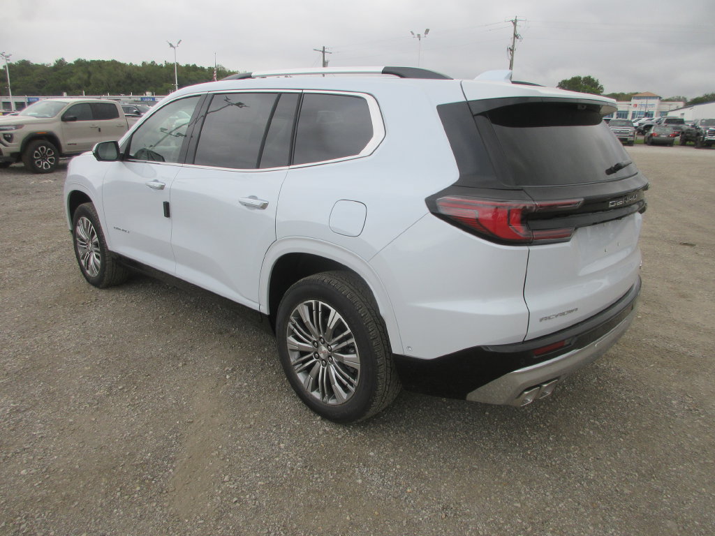 New 2027 GMC Acadia Denali FWD image 6