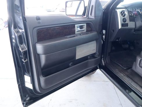 Used 2013 Ford F150 Platinum RWD image 12