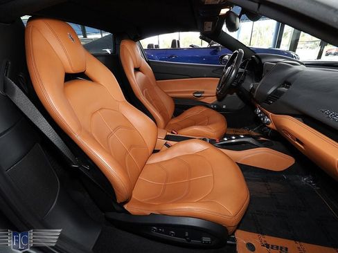 Used 2017 Ferrari 488 Spider RWD image 19