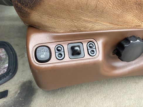 Used 2005 Ford F350 King Ranch RWD image 3