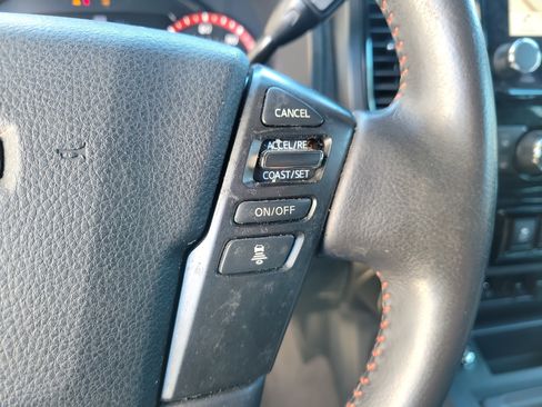 Used 2021 Nissan Titan PRO-4X w/ Pro-4x Convenience Package image 29