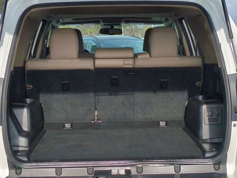 Used 2017 Toyota 4Runner SR5 Premium image 13