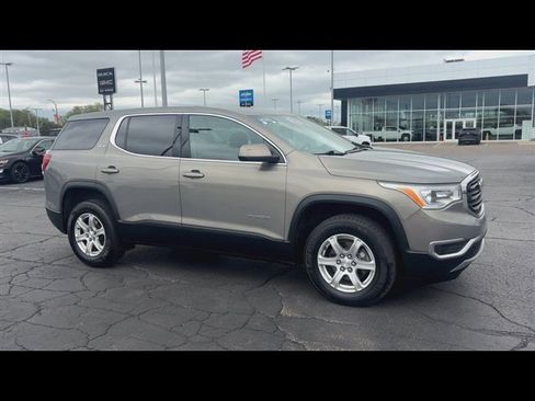 Certified 2019 GMC Acadia SLE FWD image 2
