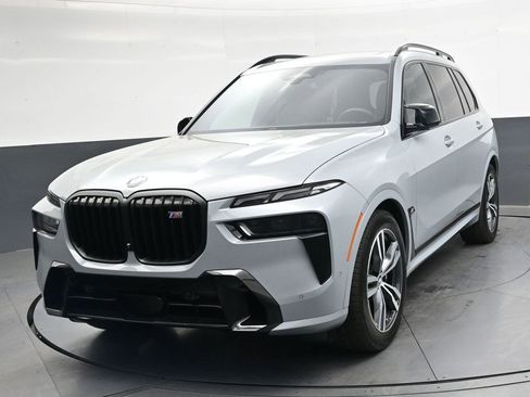 Used 2024 BMW X7 M60i AWD/4WD image 8