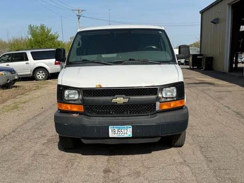 Used 2013 Chevrolet Express 3500 image 6