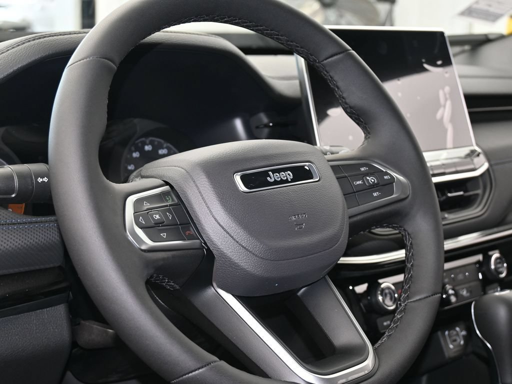 New 2026 Jeep Compass Latitude AWD/4WD image 13