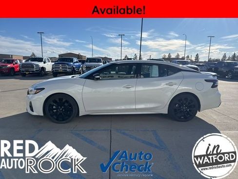 Used 2023 Nissan Maxima SR w/ Sport Mat Group image 5