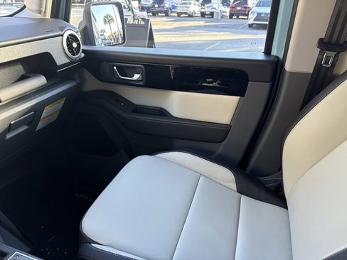 New 2025 INEOS Grenadier Fieldmaster Edition image 20