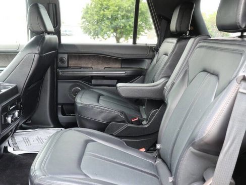 Used 2021 Ford Expedition Limited image 18