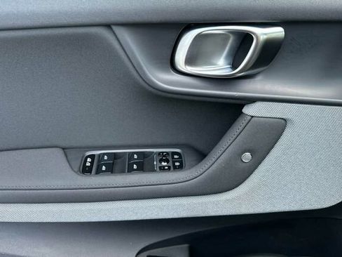 Used 2021 Polestar Polestar 2 Launch Edition 4D Hatchback image 8