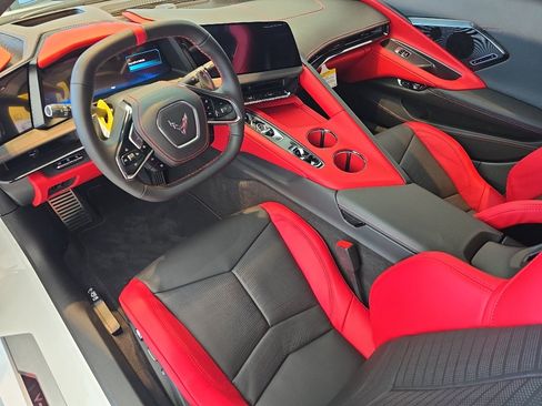 New 2026 Chevrolet Corvette Stingray Premium Conv w/ Z51 Performance Package RWD image 9
