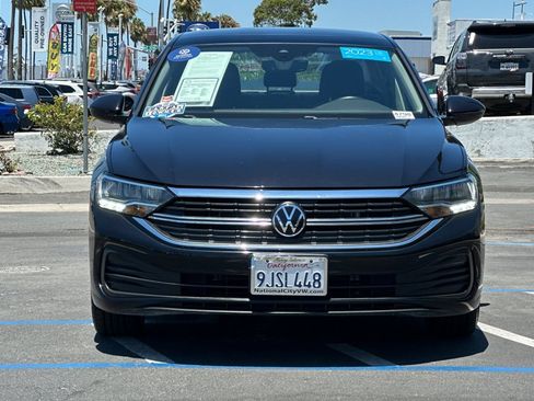 Used 2023 Volkswagen Jetta SE FWD image 10