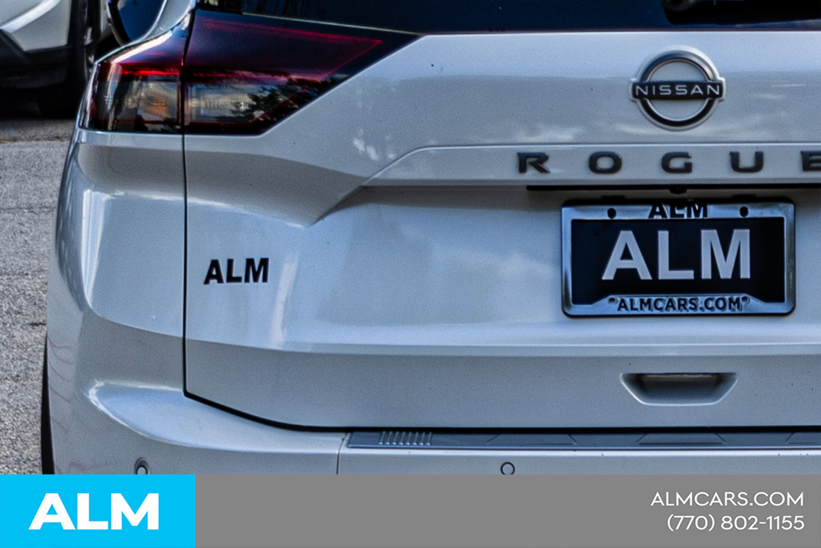 Used 2024 Nissan Rogue SL w/ SL Premium Package FWD image 13