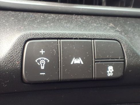 Certified 2023 Hyundai Elantra SEL w/ Convenience Package image 23