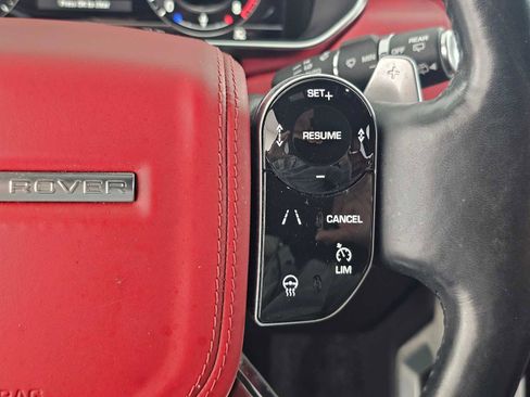 Used 2020 Land Rover Range Rover Autobiography image 28