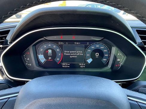 Used 2024 Audi Q3 2.0T Premium Plus w/ Premium Plus Package image 22