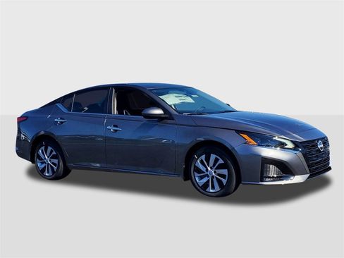 New 2025 Nissan Altima 2.5 S image 7