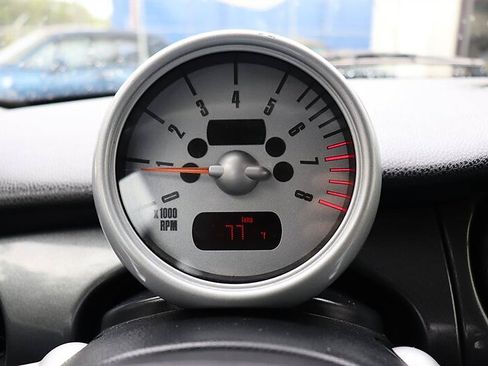 Used 2005 MINI Cooper Hardtop FWD image 15