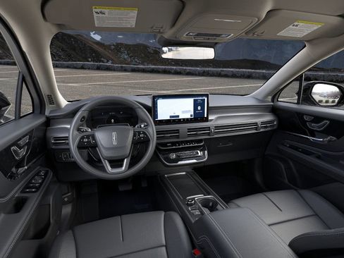 New 2026 Lincoln Corsair Premiere image 9