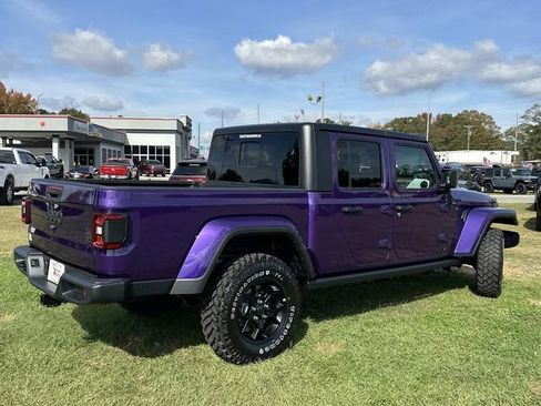 New 2026 Jeep Gladiator Willys image 6