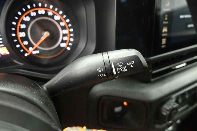 Used 2024 Jeep Gladiator Sport AWD/4WD image 20
