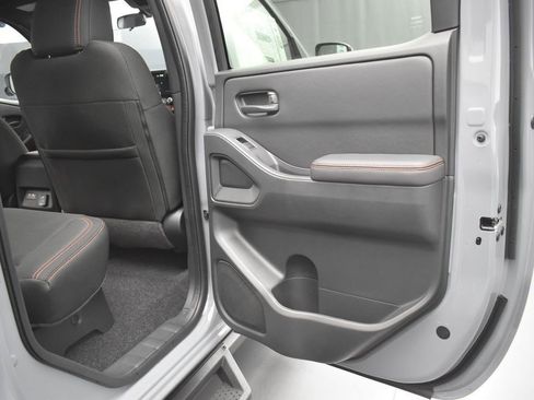 New 2026 Nissan Frontier PRO-4X w/ Pro-4x Convenience Package image 20