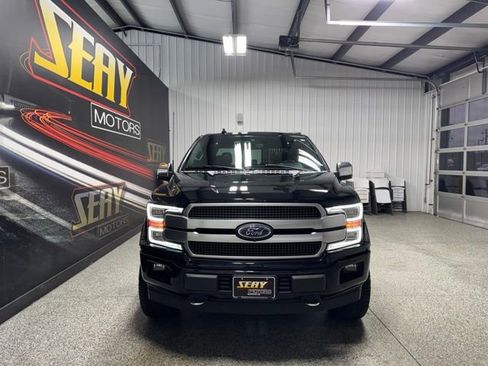 Used 2018 Ford F150 Platinum w/ Equipment Group 701A Luxury AWD/4WD image 32