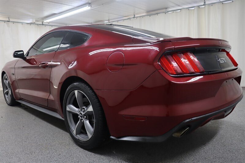 Used 2016 Ford Mustang GT Premium RWD image 4