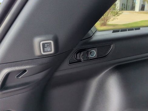 New 2025 Jeep Grand Cherokee Altitude image 43