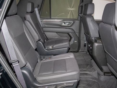 Certified 2023 Chevrolet Tahoe Z71 w/ Luxury Package image 16