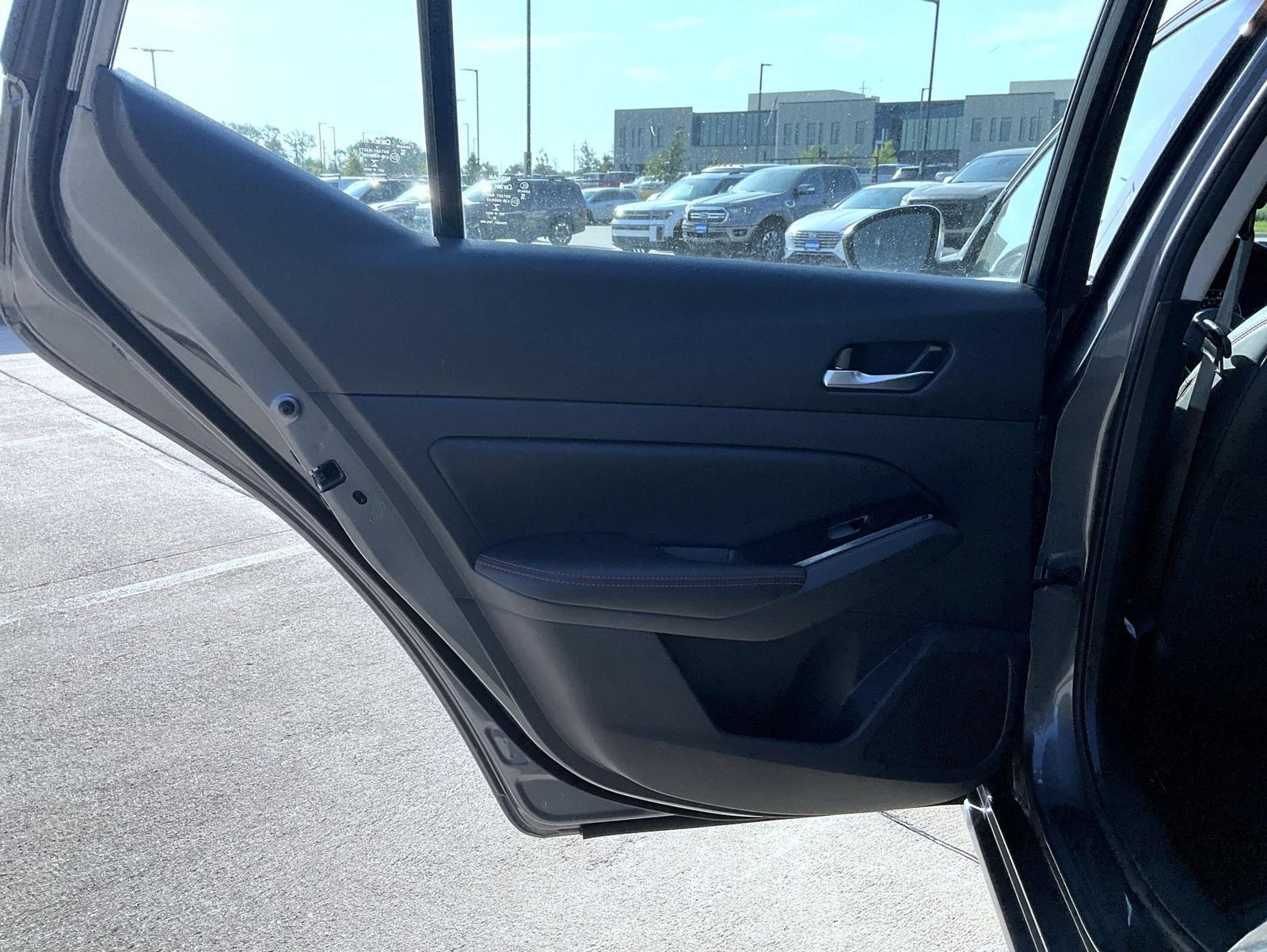 Used 2025 Nissan Altima 2.5 SR AWD/4WD image 18