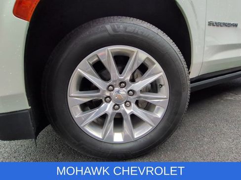 Certified 2024 Chevrolet Suburban Premier w/ Premium Package 2 AWD/4WD image 35