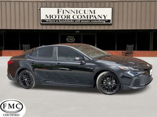 Used 2025 Toyota Camry SE w/ Multimedia Upgrade Package video 1