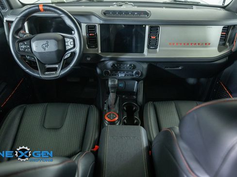 Used 2024 Ford Bronco Raptor w/ Interior Carbon Fiber Pack 6 AWD/4WD image 34