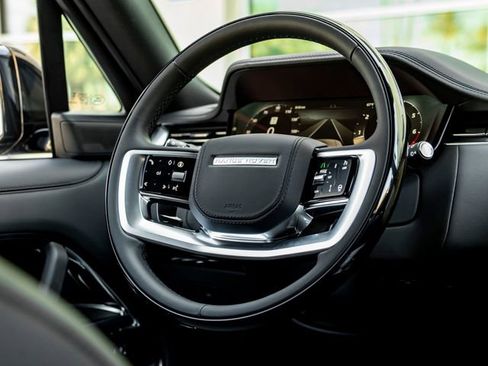 New 2026 Land Rover Range Rover SE AWD/4WD image 18