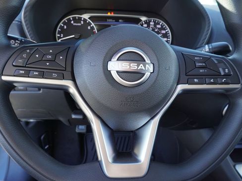 Certified 2025 Nissan Sentra SV w/ Lighting Package image 17