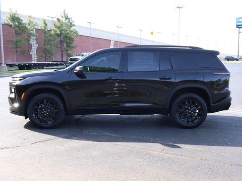 New 2026 Chevrolet Traverse LT w/ Midnight/Sport Edition FWD image 29