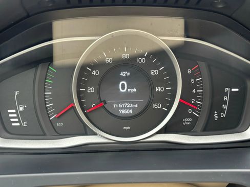 Used 2016 Volvo S60 T5 image 32