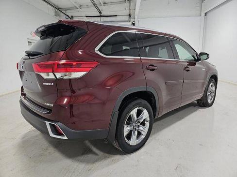 Used 2019 Toyota Highlander Limited Platinum w/ Protection Package #3 image 4