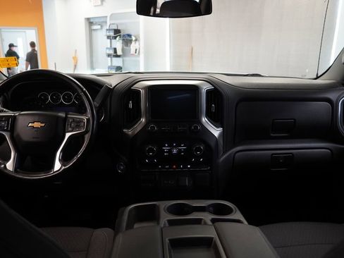 Used 2021 Chevrolet Silverado 1500 LT w/ Work Truck Package image 9