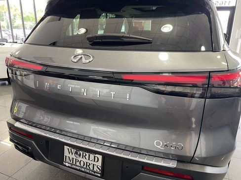 Used 2024 INFINITI QX60 Luxe w/ Vision Package FWD image 18
