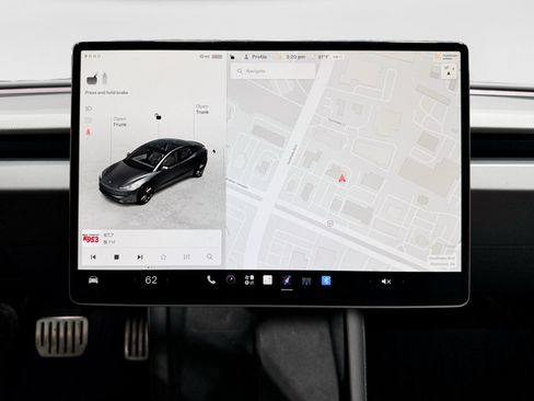 Used 2024 Tesla Model 3 Performance AWD/4WD image 10