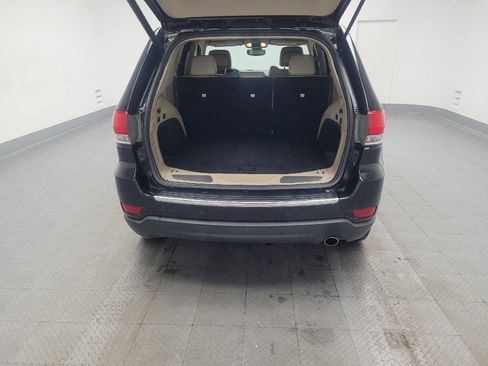 Used 2018 Jeep Grand Cherokee Limited image 29